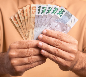 As 7 melhores taxas de crédito consignado em 2025