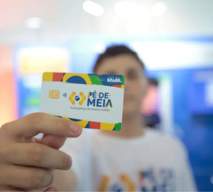 Pé-de-Meia: como funciona o programa que paga até R$ 9.200 a estudantes