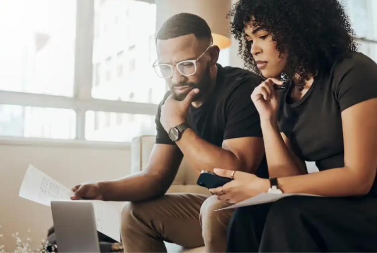 Empréstimo consignado INSS vs Privado: qual a diferença?