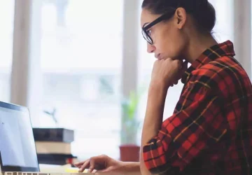 Conta negativa pode ser encerrada? Descubra seus direitos